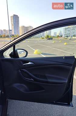 Универсал Opel Astra 2017 в 