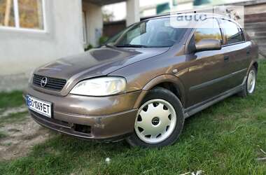 Хэтчбек Opel Astra 1998 в Борщеве