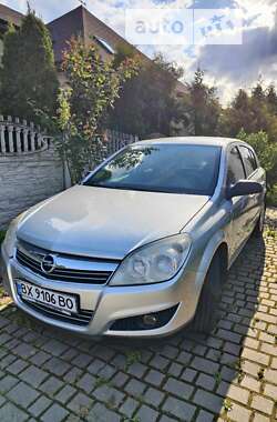 Хэтчбек Opel Astra 2007 в Хмельницком