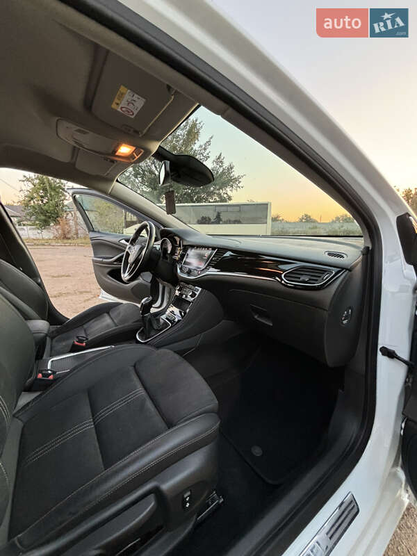 Універсал Opel Astra 2019 в Дніпрі