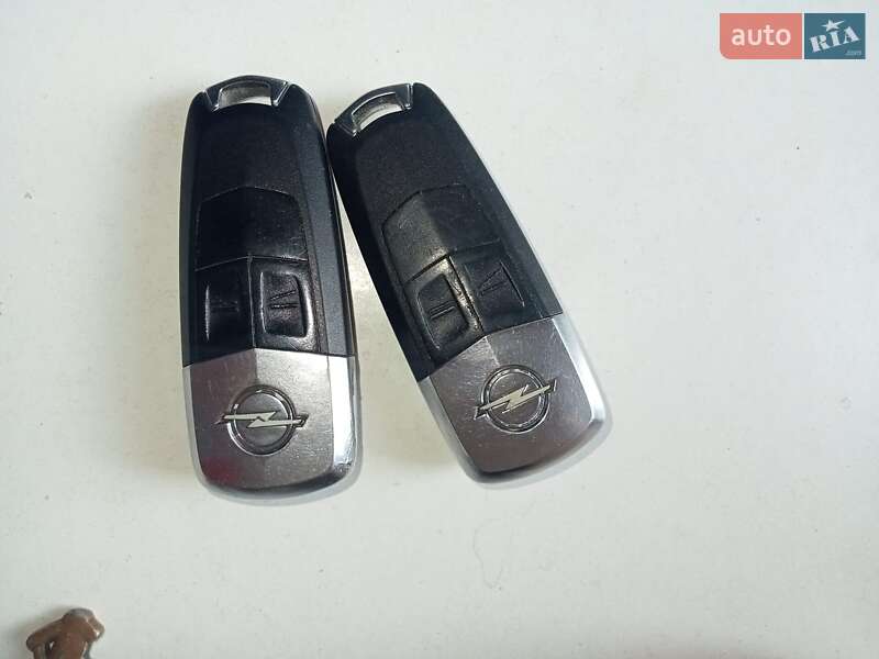 Универсал Opel Astra 2010 в Тернополе