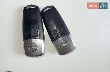 Универсал Opel Astra 2010 в 
