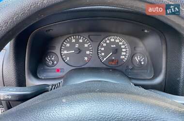 Седан Opel Astra 2006 в 