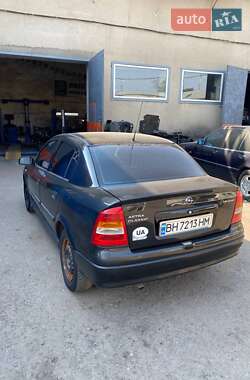 Седан Opel Astra 2006 в 