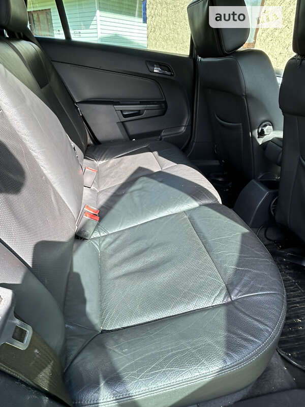 Универсал Opel Astra 2009 в Косове