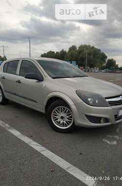 Хэтчбек Opel Astra 2008 в Чернигове