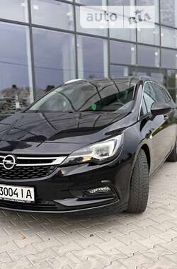 Універсал Opel Astra 2016 в Косові