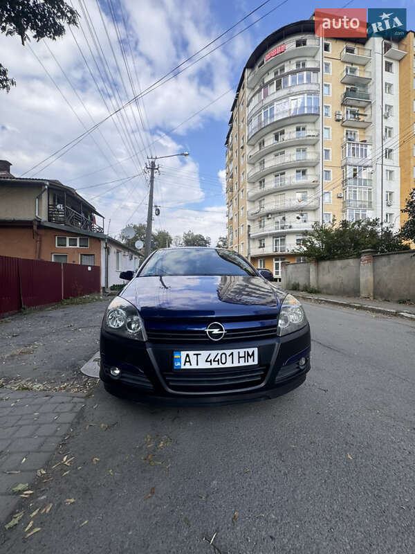 Хетчбек Opel Astra 2005 в Івано-Франківську