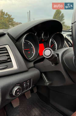 Универсал Opel Astra 2011 в 