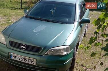 Хэтчбек Opel Astra 1999 в 