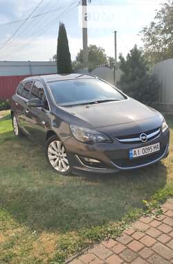 Універсал Opel Astra 2012 в Києві