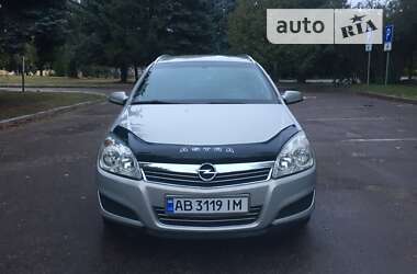 Універсал Opel Astra 2007 в Житомирі