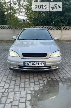 Хэтчбек Opel Astra 2000 в Калуше