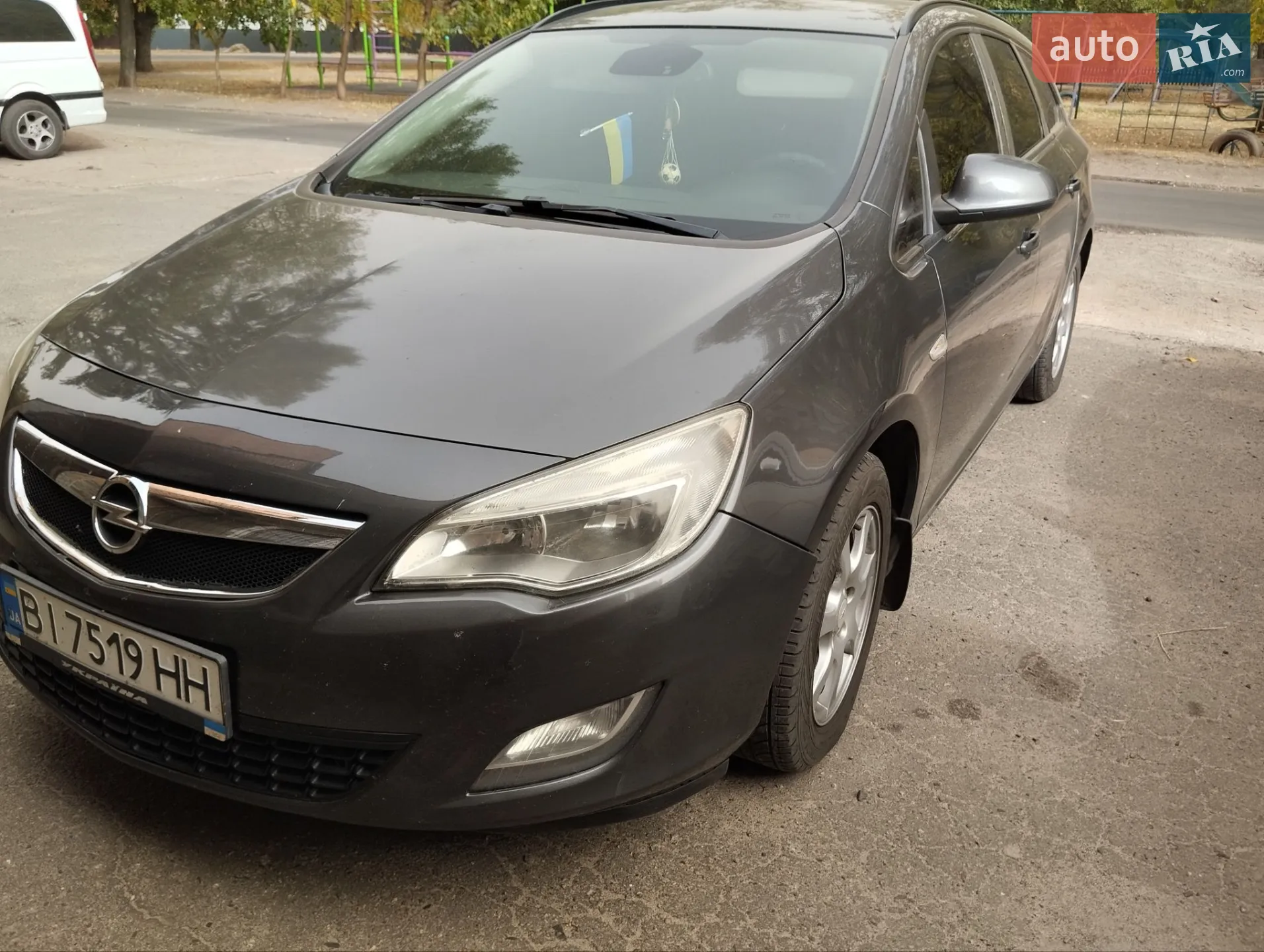 2011 Opel Astra - мініатюра 2