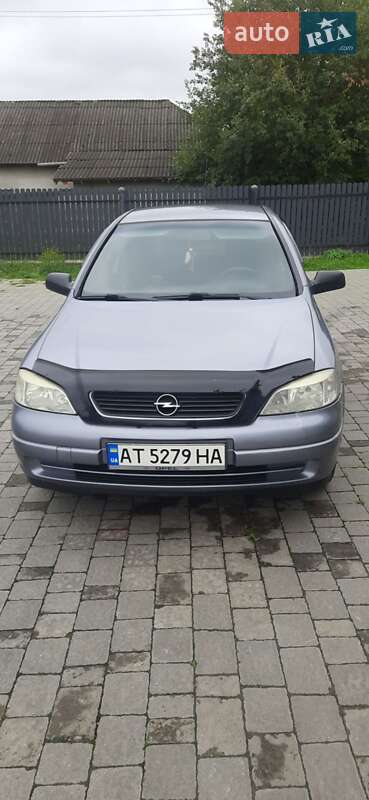Седан Opel Astra 2007 в Ивано-Франковске