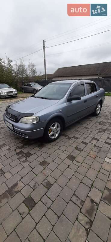 Седан Opel Astra 2007 в Ивано-Франковске