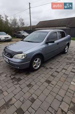 Седан Opel Astra 2007 в 