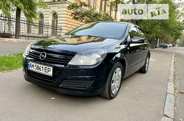 Хэтчбек Opel Astra 2005 в Одессе