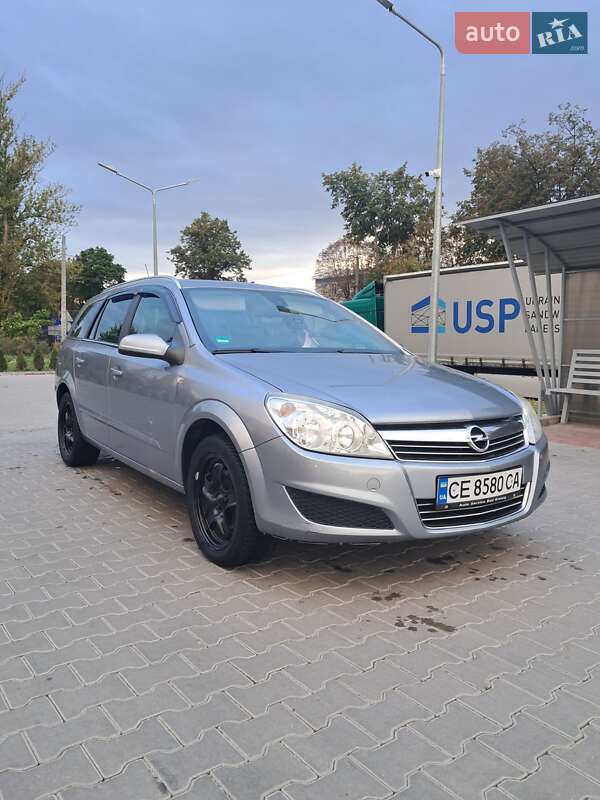 Универсал Opel Astra 2008 в Виньковцах