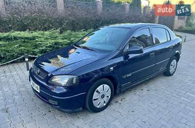 Хэтчбек Opel Astra 1998 в Кицмани