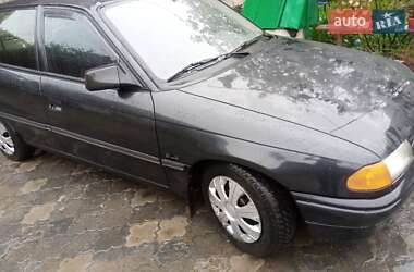 Хэтчбек Opel Astra 1992 в Львове