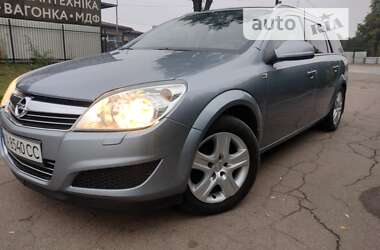 Универсал Opel Astra 2010 в Нежине