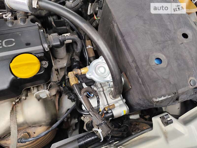 Седан Opel Astra 2007 в Бердичеві