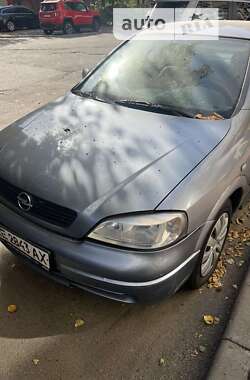 Седан Opel Astra 2006 в Киеве