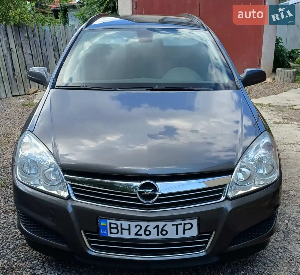 2010 Opel Astra - мініатюра 21