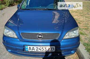 Седан Opel Astra 2002 в Киеве