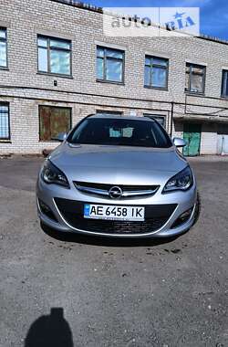 Універсал Opel Astra 2013 в Верхньодніпровську