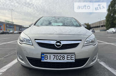 Хетчбек Opel Astra 2010 в Полтаві