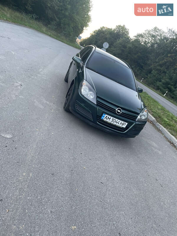 Універсал Opel Astra 2005 в Красилові