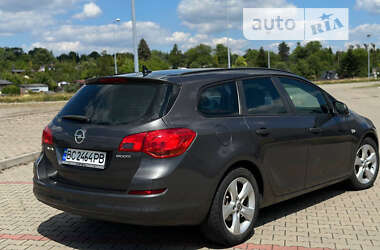 Універсал Opel Astra 2011 в Вінниці