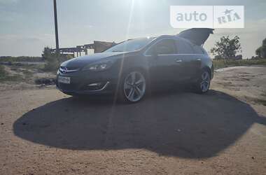 Универсал Opel Astra 2012 в Житомире