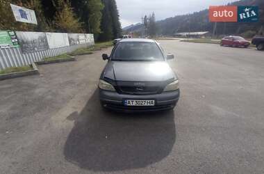 Седан Opel Astra 2008 в Верховине