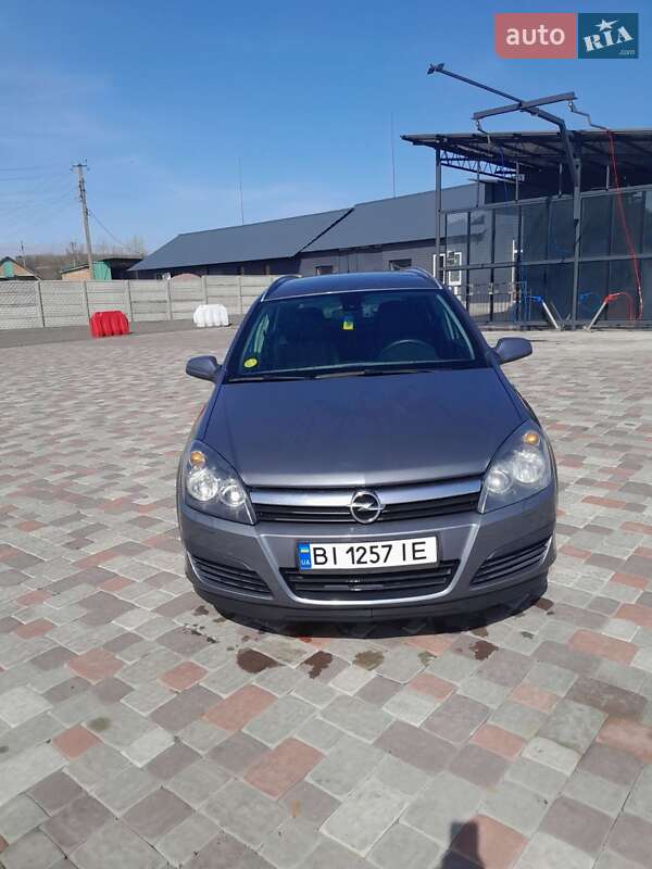Універсал Opel Astra 2006 в Сокирянах