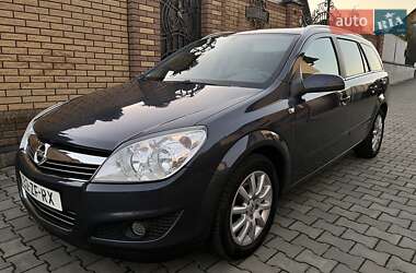 Універсал Opel Astra 2008 в Луцьку