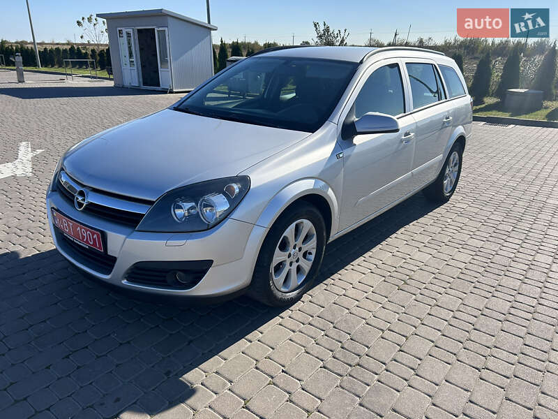 Универсал Opel Astra 2005 в 