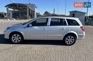 Универсал Opel Astra 2005 в 