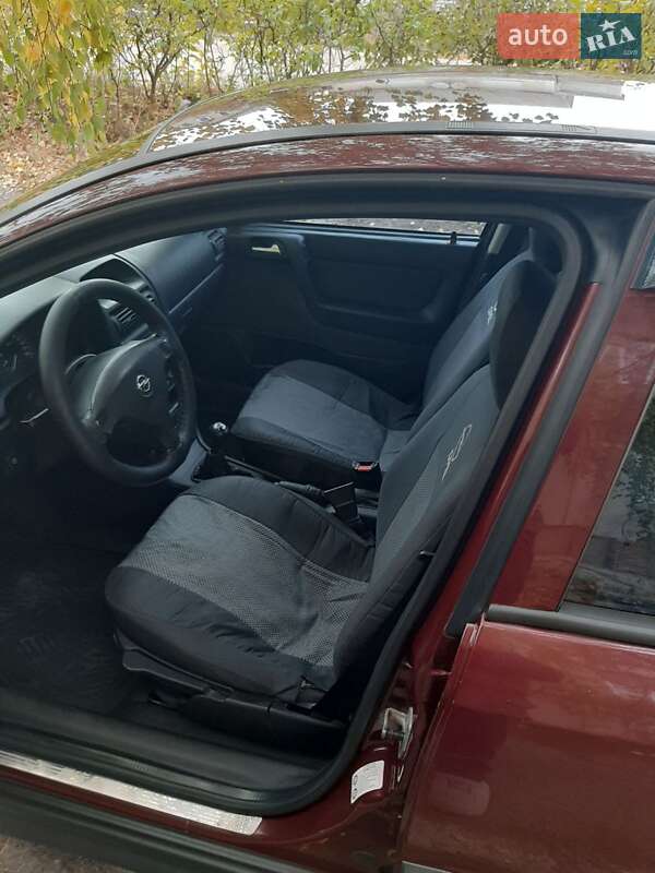 Седан Opel Astra 2003 в Харкові