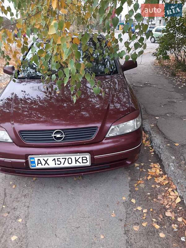 Седан Opel Astra 2003 в Харкові