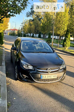 Універсал Opel Astra 2014 в Києві