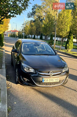 Універсал Opel Astra 2014 в Києві