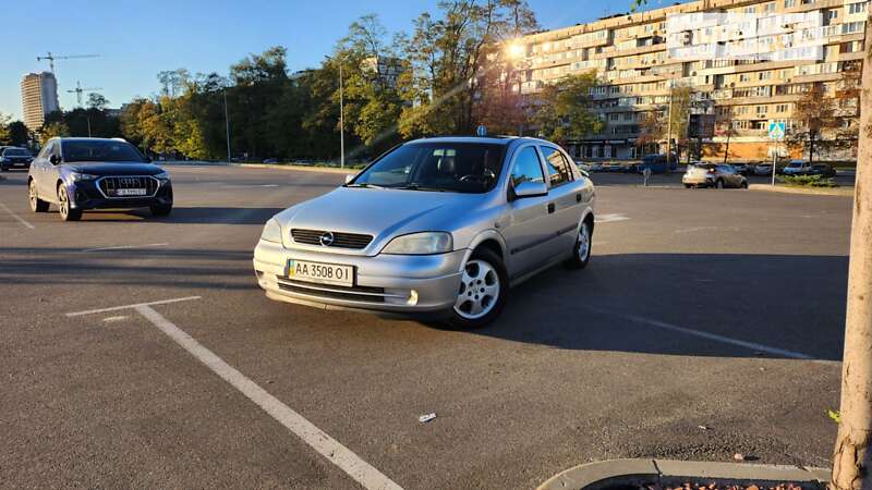 Хетчбек Opel Astra 1999 в Києві