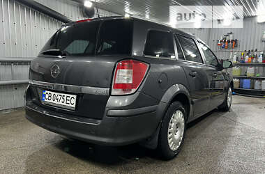 Универсал Opel Astra 2010 в Прилуках