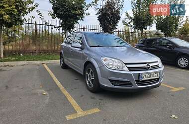 Хэтчбек Opel Astra 2004 в Киеве