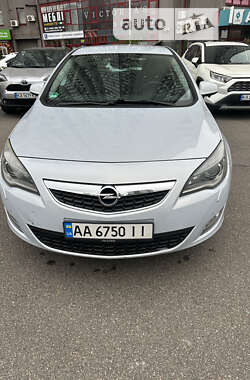 Хетчбек Opel Astra 2012 в Києві