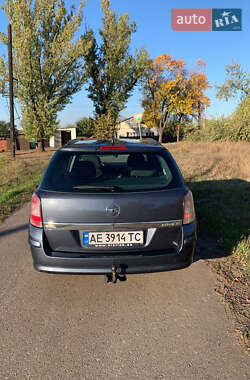 Универсал Opel Astra 2007 в Кривом Роге