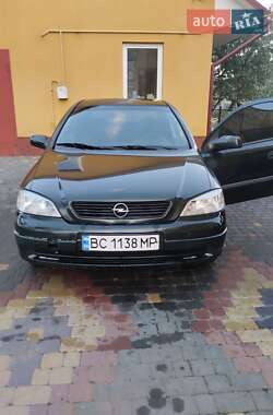 Седан Opel Astra 2002 в Львове